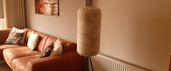 Lamp in opdracht geleverd en geplaatst
